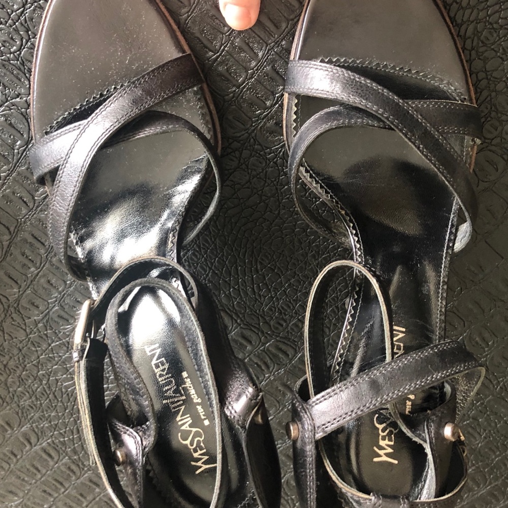 Yves Saint Laurent Shoe- Black High Heel